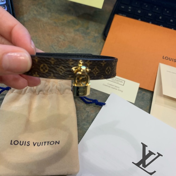 Louis Vuitton Jewelry - Lv bracelet